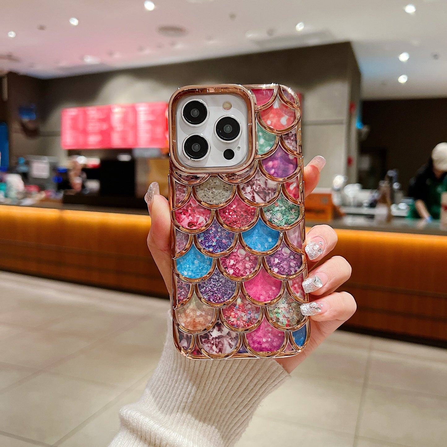 Apple iPhone Luxury Colorful Glitter Fish ||Mobile Phone Case (Rainbow)