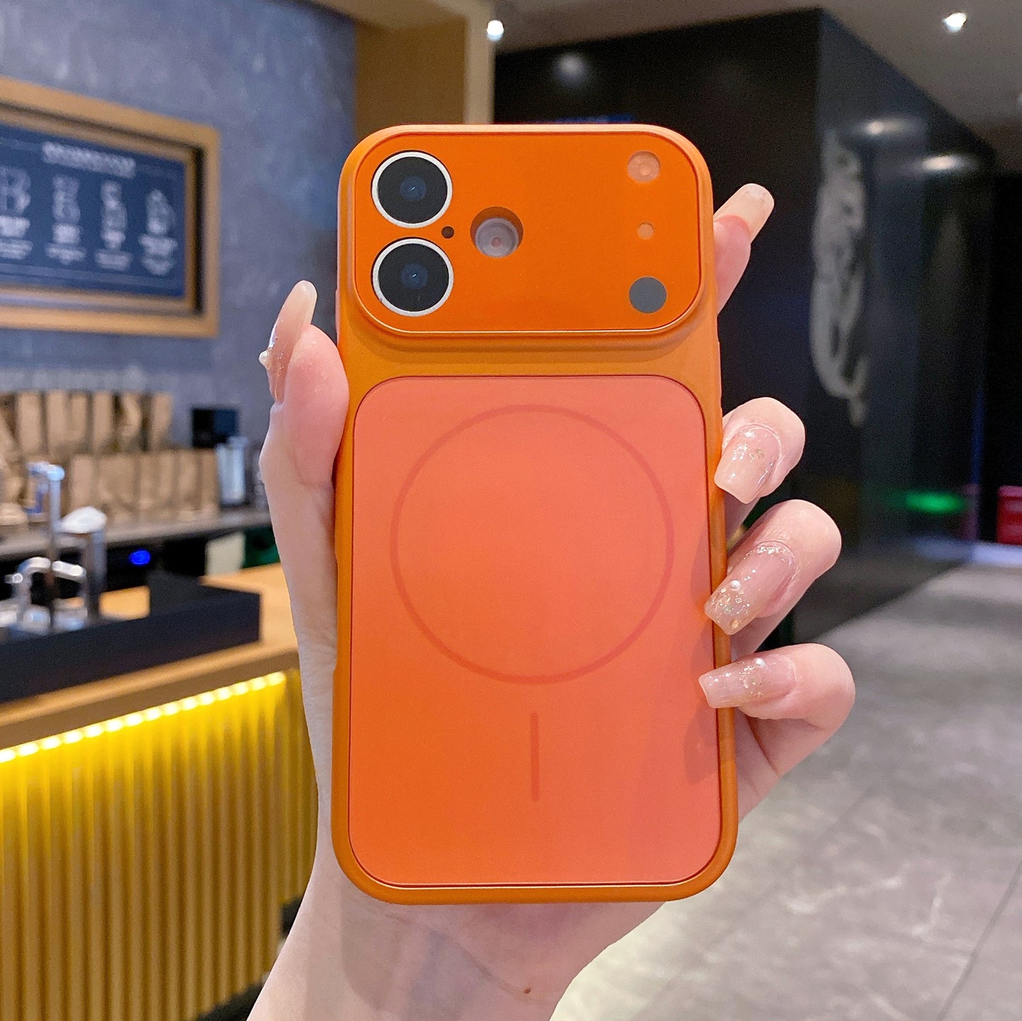 Apple iPhone 16 Convertor case Magsafe working - Cosmic Orange