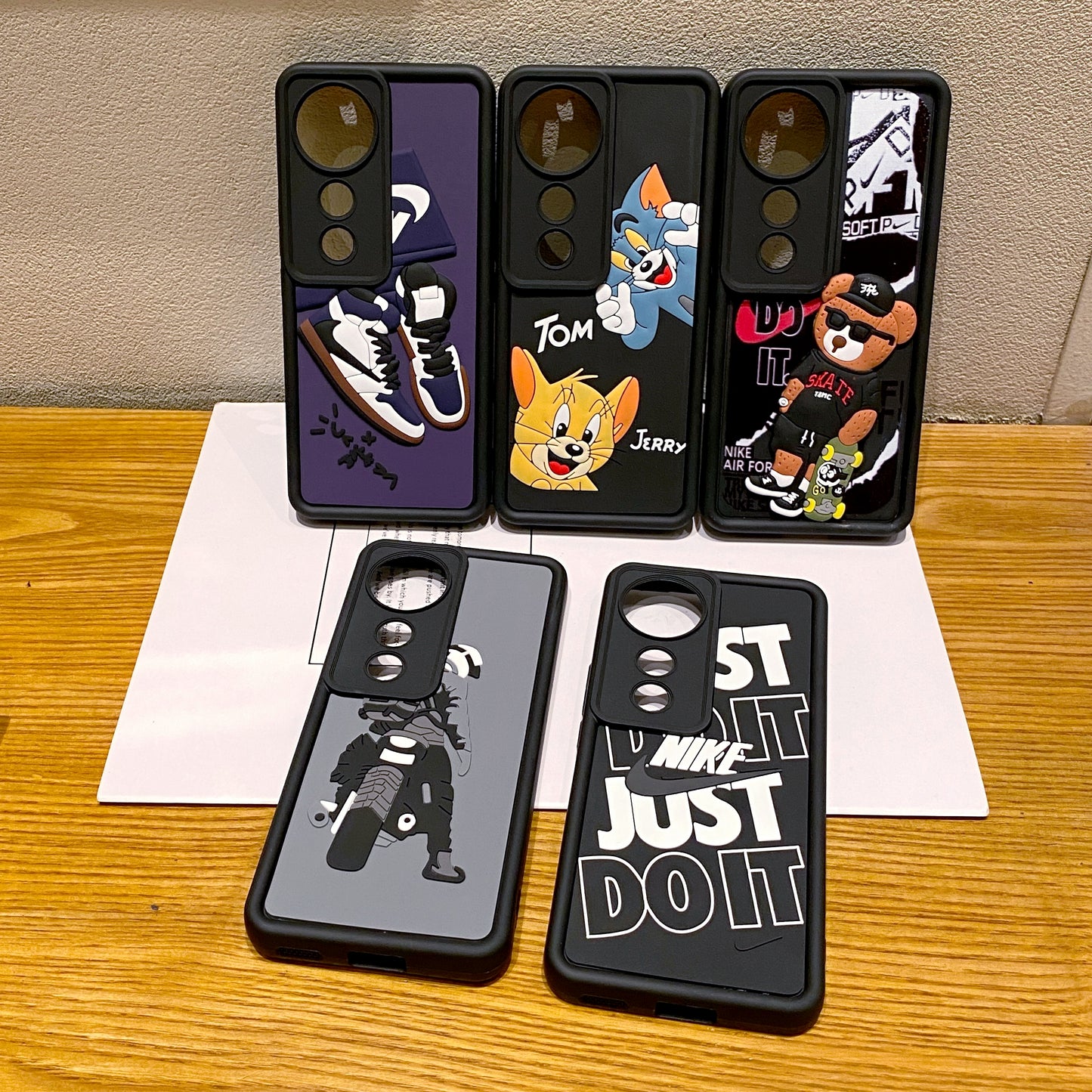 Vivo V40/V40 Pro/T3 Ultra 5g Nike Soft Silicone Cute 3D Cartoon Back Cover Case - Nike 1